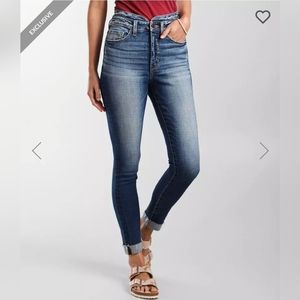 BKE Billie Jeans Slim fitnhigh rise ankle skinny size 27